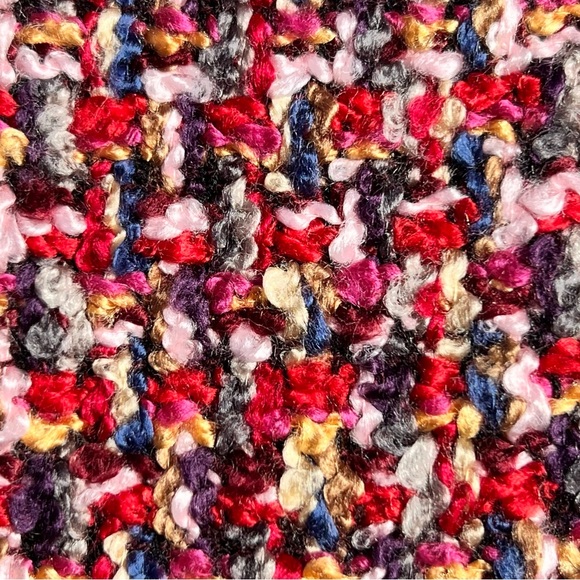 V Fraas Acrylic Women’s Scarf Good Condition - Picture 3 of 6